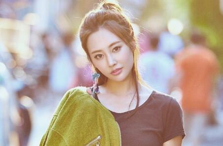 李纯代言费多少？