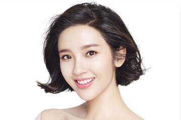 唐艺昕代言费用多少？唐艺昕代言签约