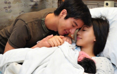 王力宏宣布妻子顺利生下第三胎,如今凑起“好”字,恭喜!