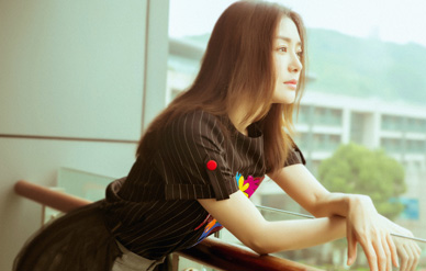 37岁秦岚翻红 曝将赴港捞金要价百万港元!